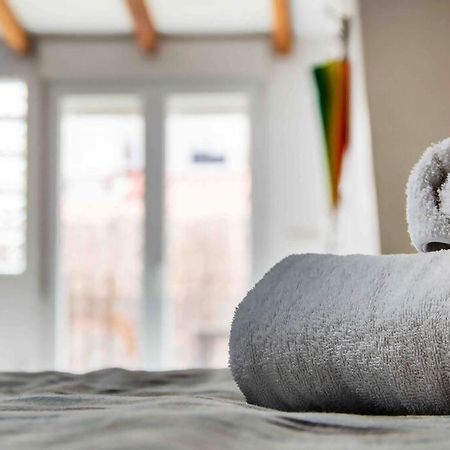 Estudio Para Parejas Con Terraza En La Playa Valensiya Dış mekan fotoğraf